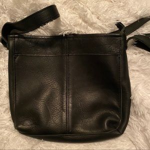Duluth Trading Co. purse